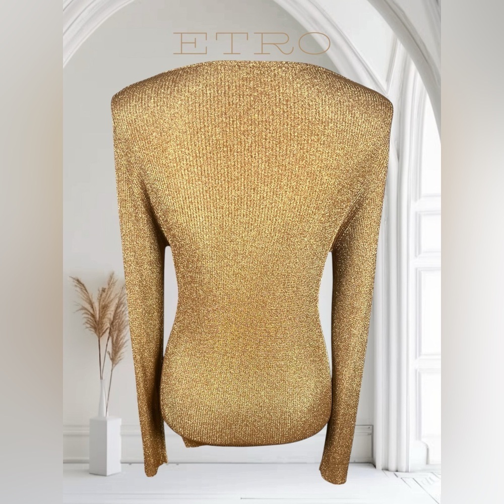Etro | Gold Metallic Ribbed Knit Top - Picture 2 of 5